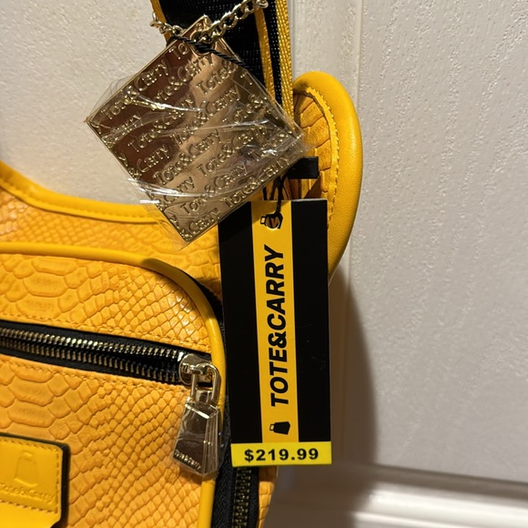 Tote & Carry Bag - Picture 2 of 6